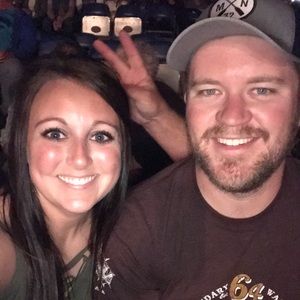 Meet your Posher, Brooke